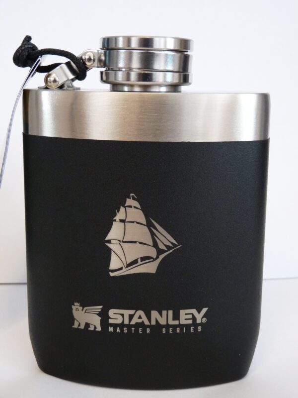 Tres Hombres Hip Flask