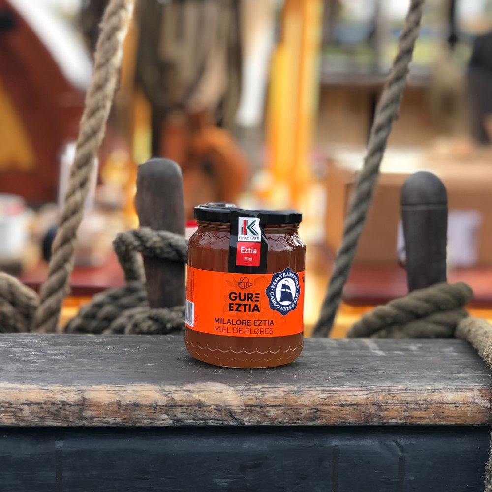 TRes Hombres Honey sail-shipped from Sapin: Miel de Flores