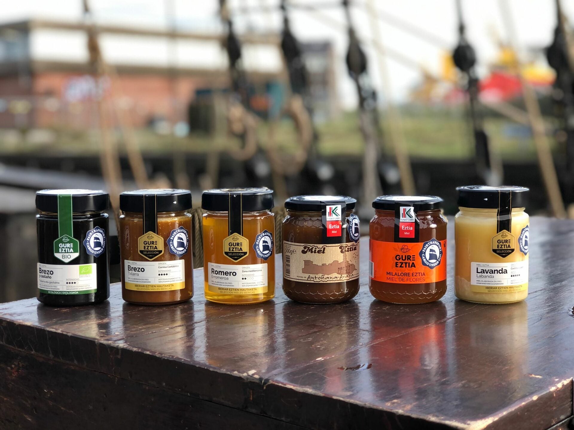 Tres Hombres Honig Brezo Txilarra